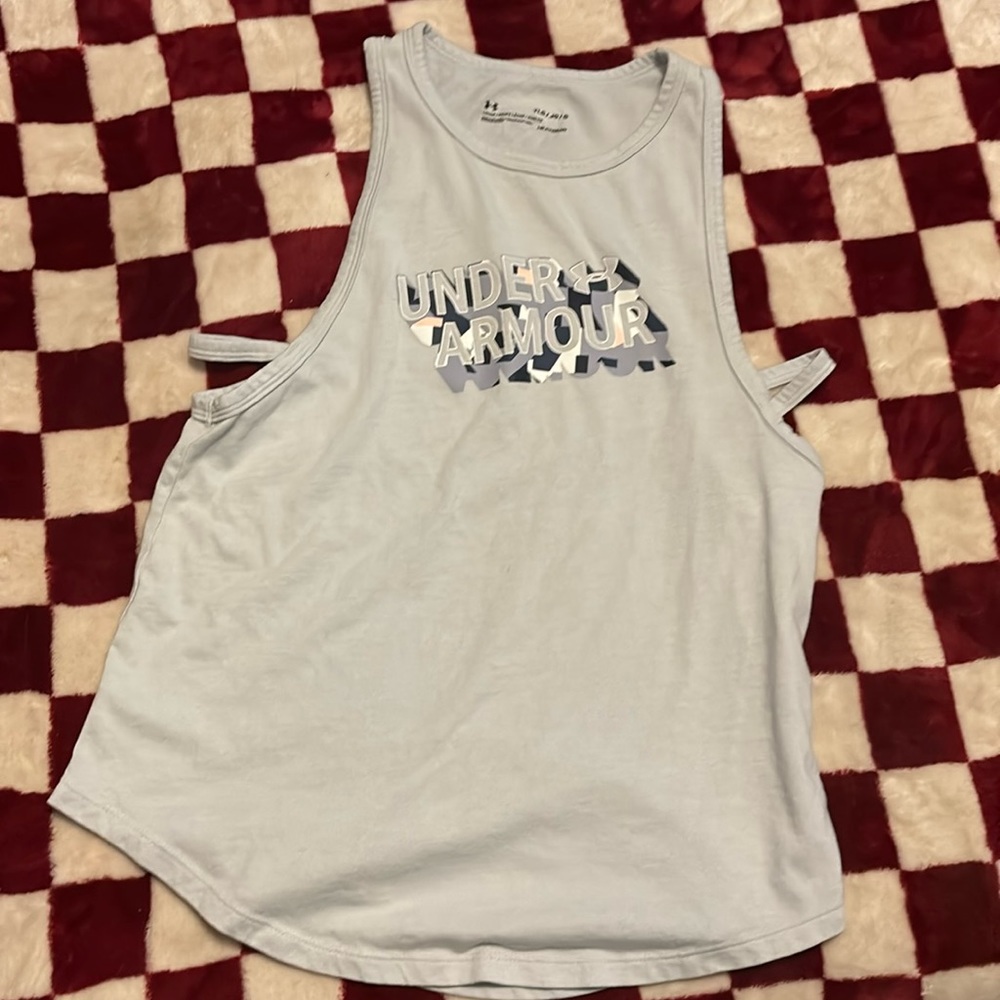 Under armour tank, girls size large